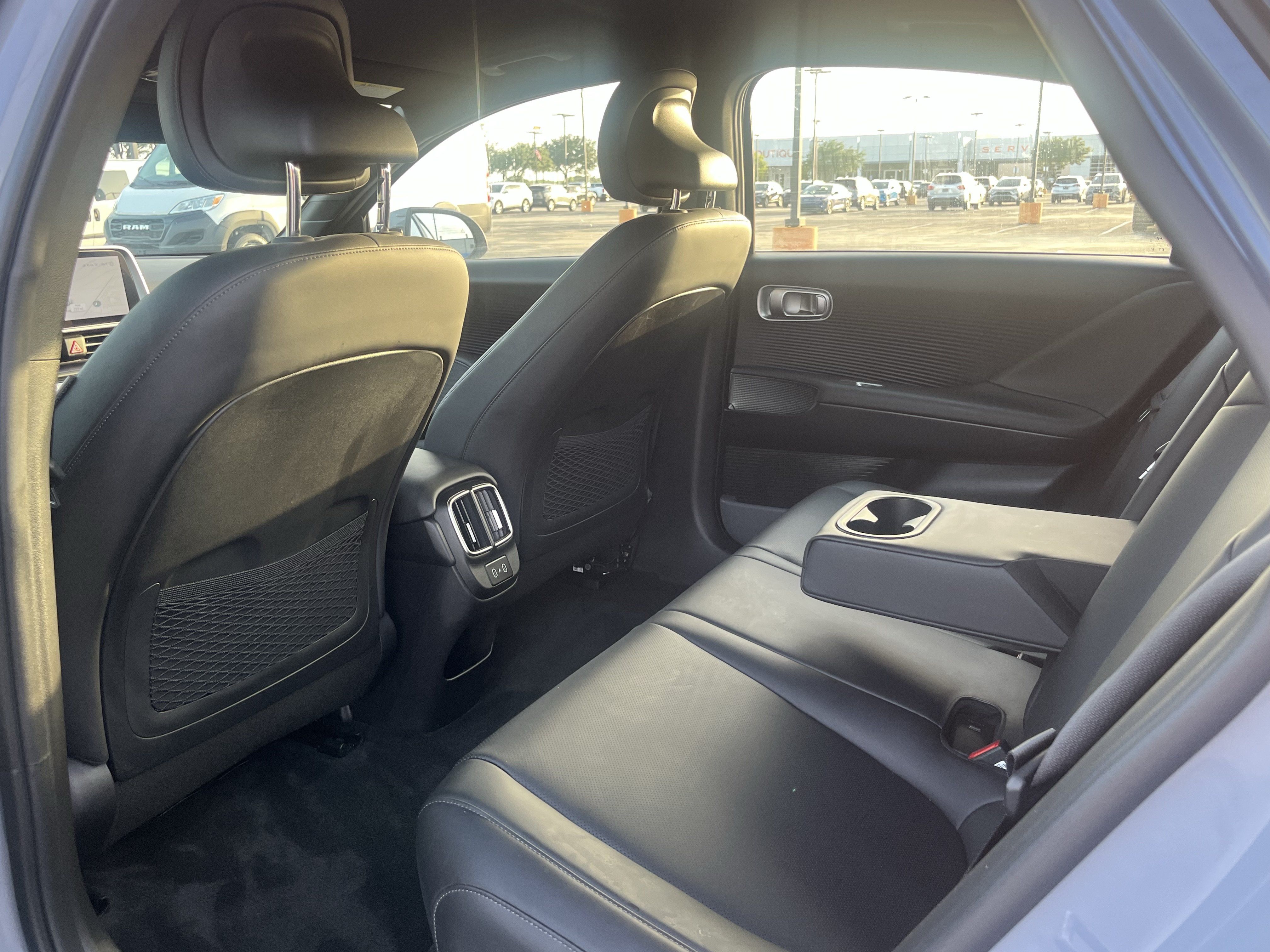 Used 2025 Hyundai Ioniq 6 SEL RWD image 32