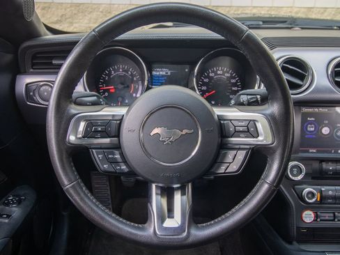 Used 2015 Ford Mustang GT RWD image 29