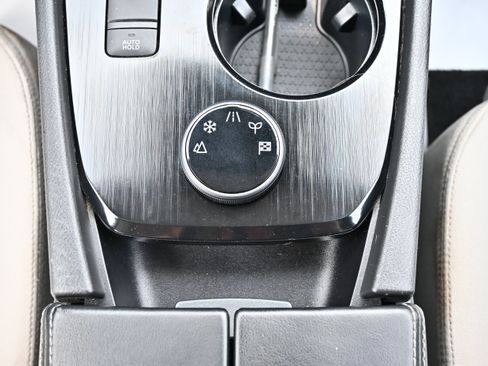 Certified 2023 Nissan Rogue SV AWD/4WD image 19