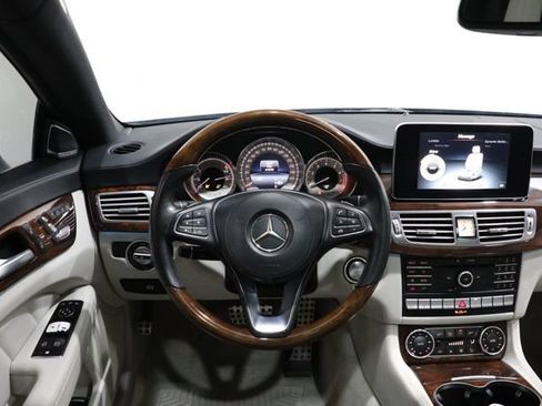 Used 2015 Mercedes-Benz CLS 550 4MATIC image 12