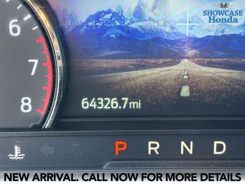 Used 2022 Ford Explorer XLT image 9