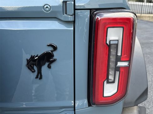 Used 2022 Ford Bronco Wildtrak image 33