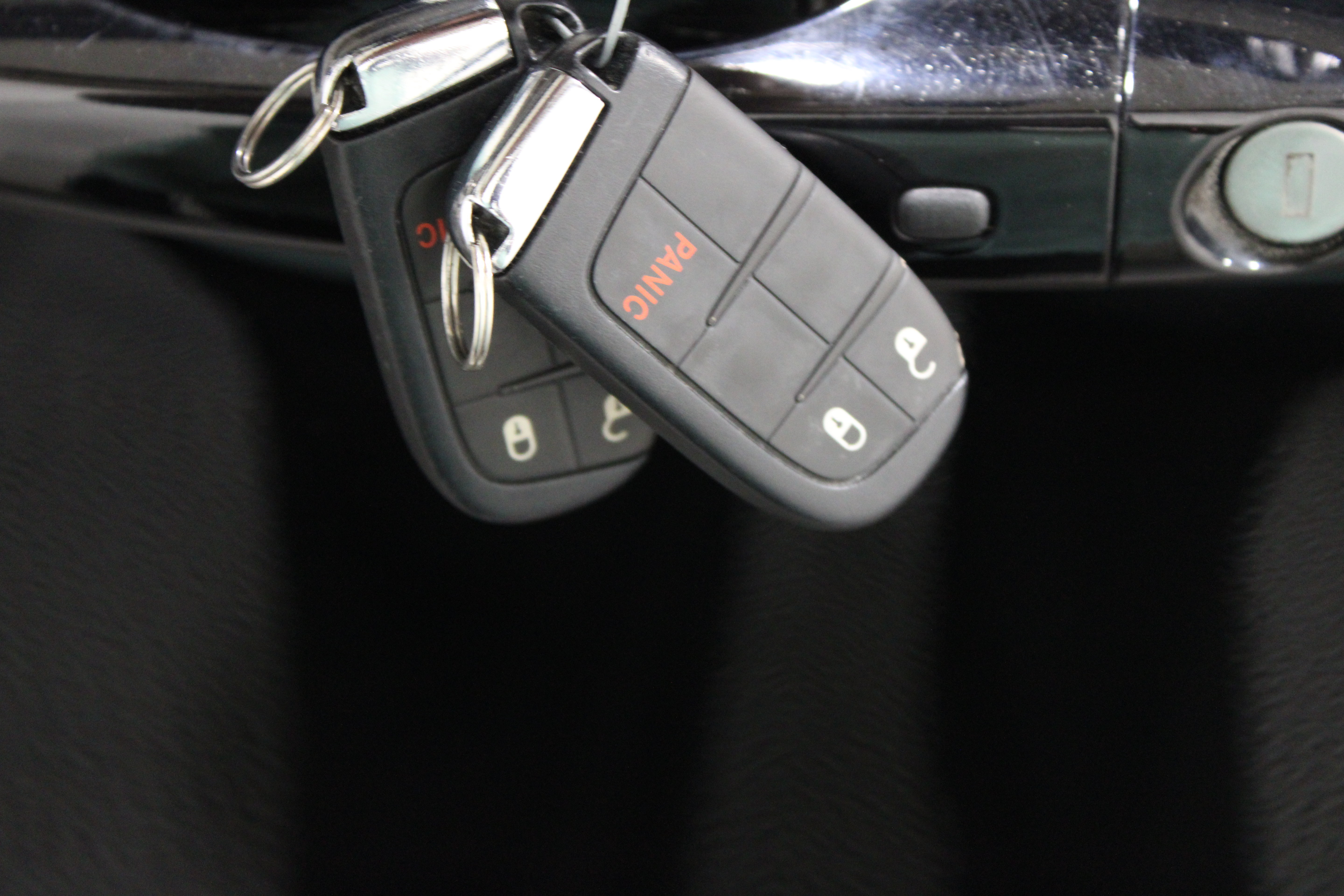 Used 2022 Jeep Compass Latitude FWD image 26
