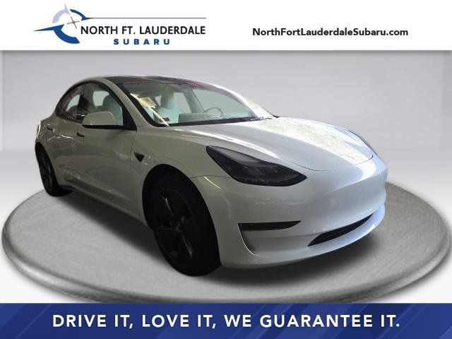 Used 2023 Tesla Model 3 Standard Range RWD image 1