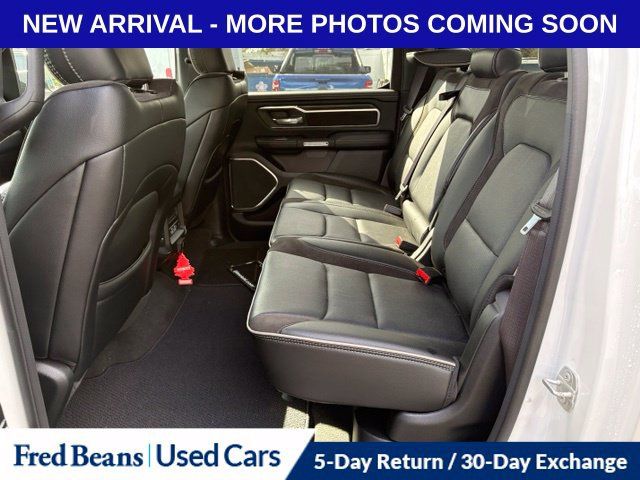 Used 2024 RAM 1500 Laramie AWD/4WD image 10
