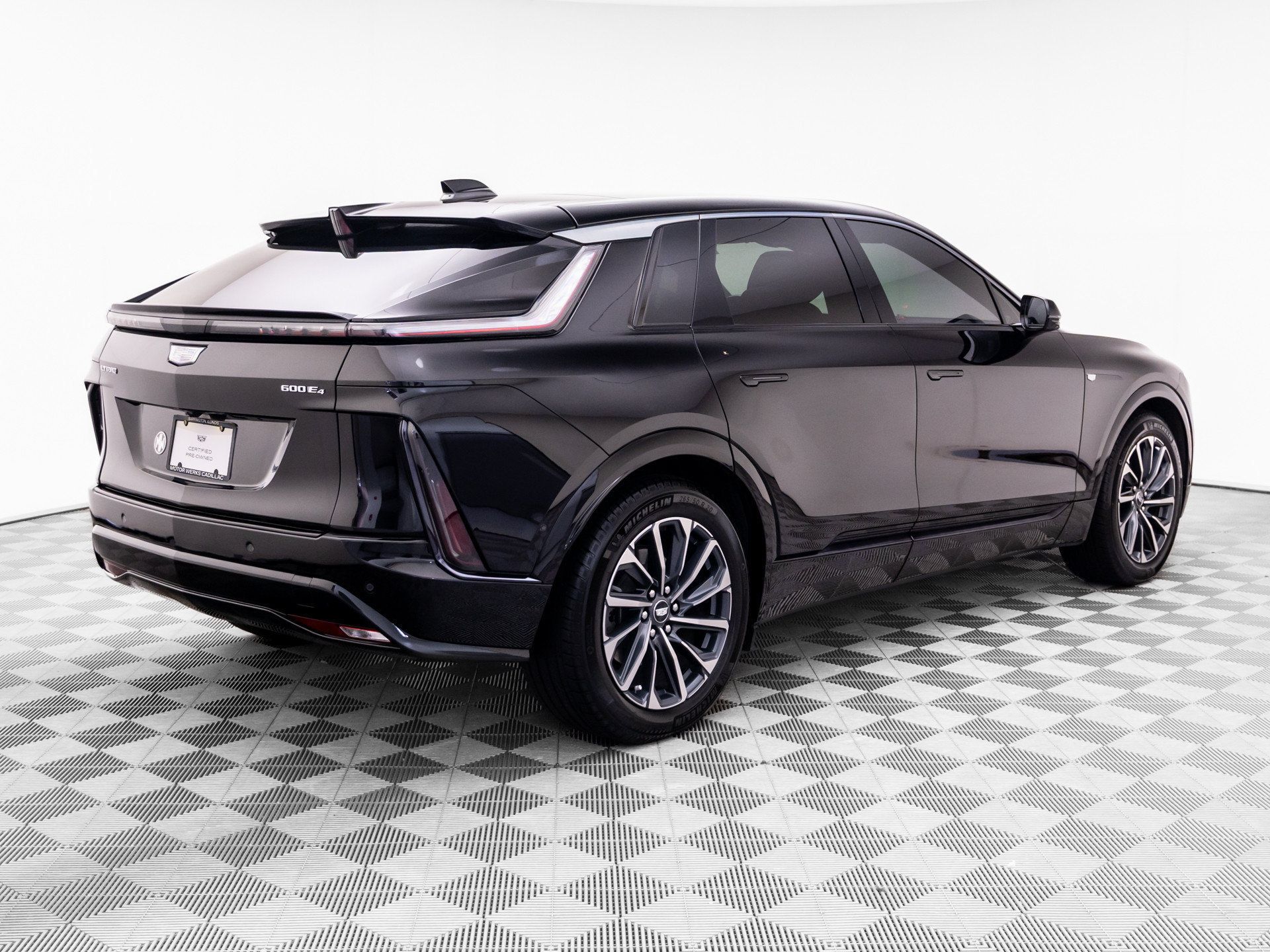 Used 2024 Cadillac Lyriq Sport w/ LPO, Floor Liner Package AWD/4WD image 6