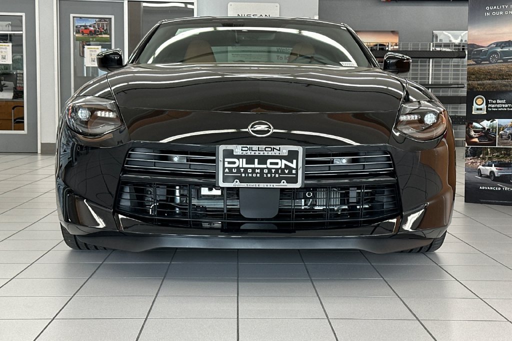 New 2027 Nissan Z Performance RWD image 3