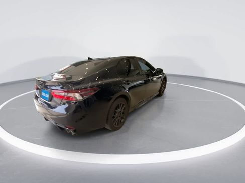 Used 2023 Toyota Camry SE AWD/4WD image 8