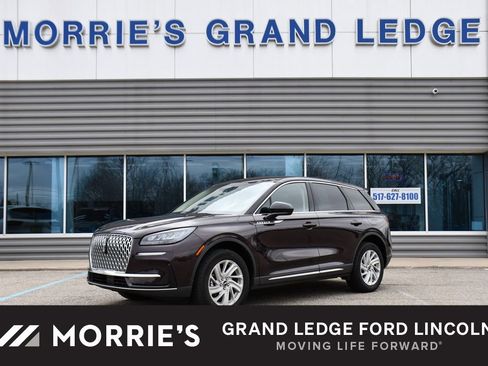 Used 2023 Lincoln Corsair AWD image 1