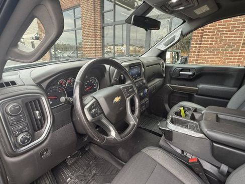 Used 2021 Chevrolet Silverado 1500 LT w/ Z71 Off-Road Package image 20