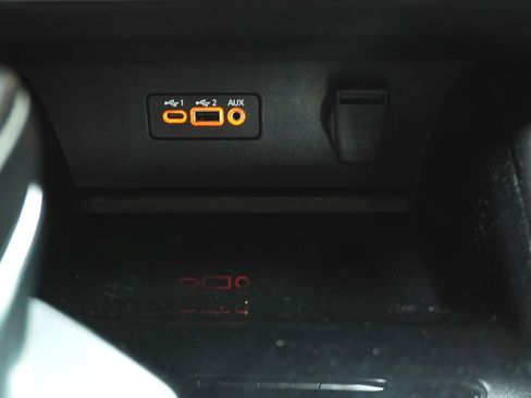 Used 2024 Nissan Altima 2.5 SR FWD image 19