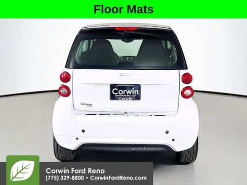 Used 2015 smart fortwo pure image 6