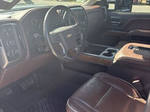 Used 2018 Chevrolet Silverado 3500 High Country w/ Duramax Plus Package AWD/4WD image 2