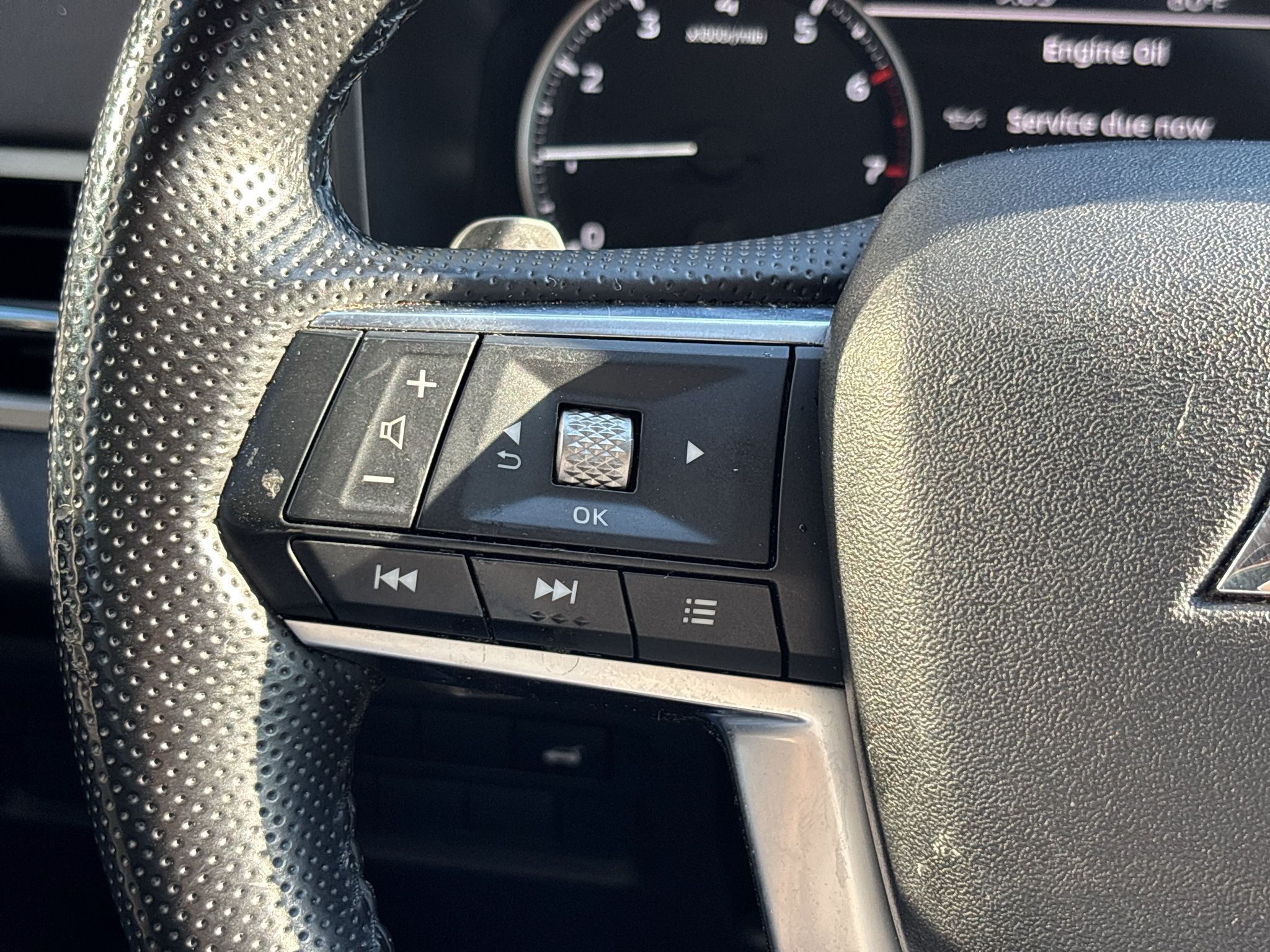 Used 2024 Mitsubishi Outlander SE Black Edition AWD/4WD image 18