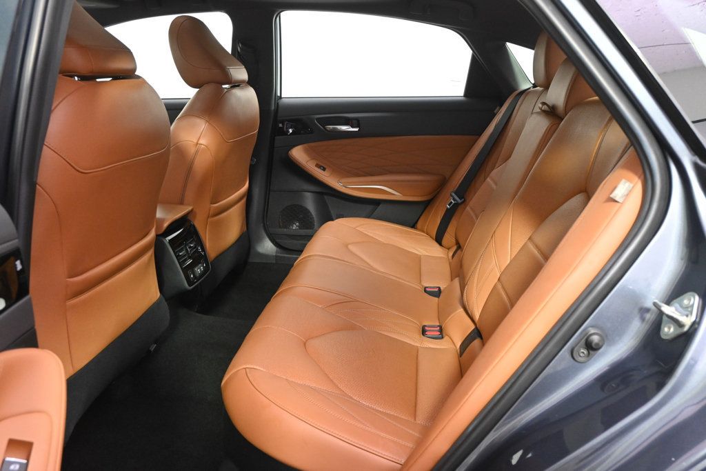 Used 2020 Toyota Avalon Limited w/ Advanced Safety Package FWD image 21