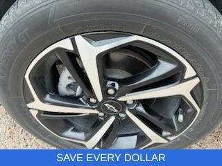 Used 2023 Chevrolet TrailBlazer RS w/ Sun and Liftgate Package FWD image 16