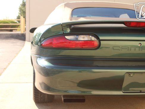 Used 1995 Chevrolet Camaro Z28 image 35
