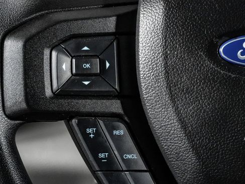 Used 2022 Ford F350 XLT w/ XLT Value Package AWD/4WD image 17