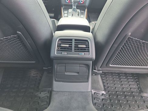 Used 2016 Audi Q5 2.0T Premium Plus AWD/4WD image 26