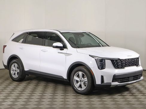 Used 2024 Kia Sorento LX FWD image 51