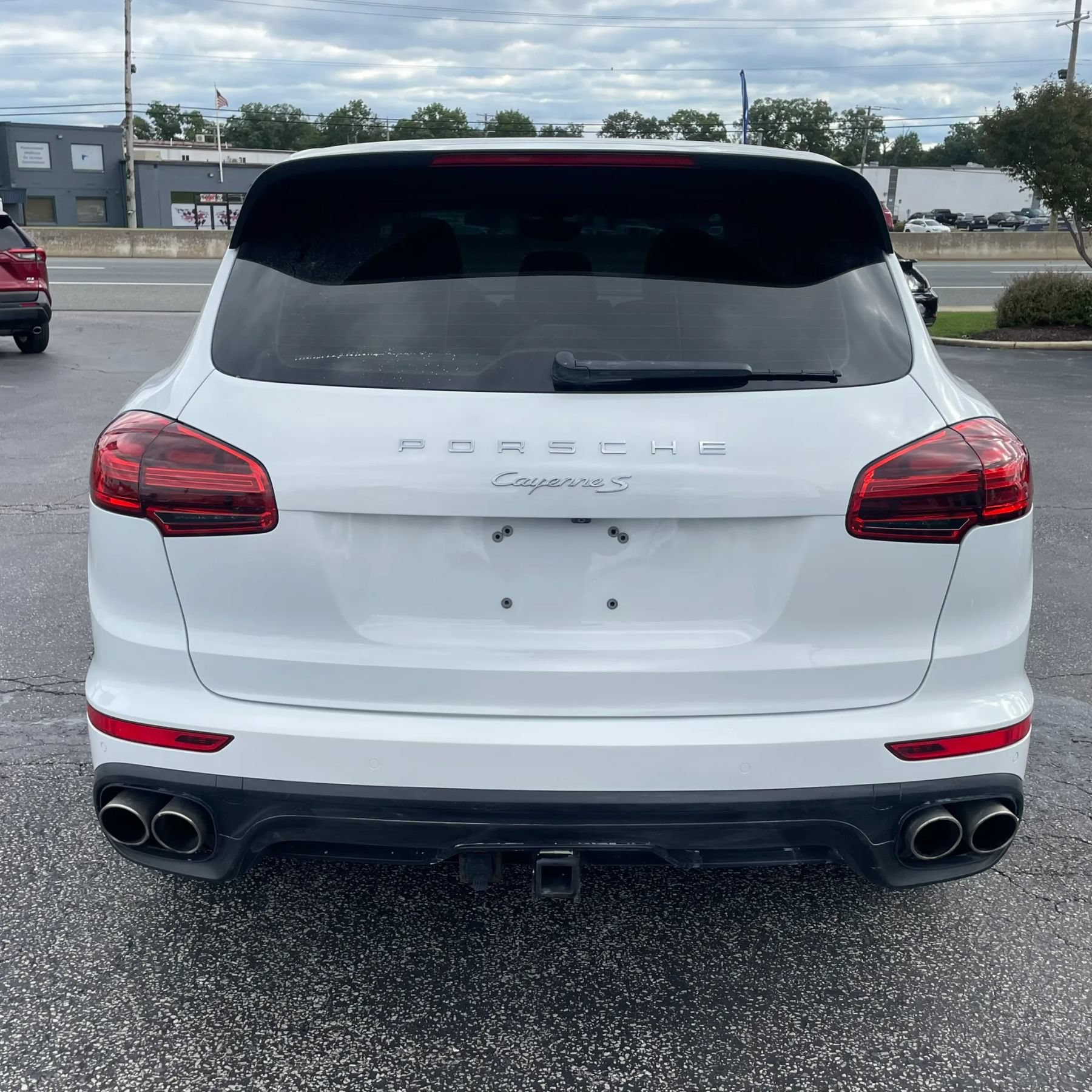 Used 2016 Porsche Cayenne S AWD/4WD image 6