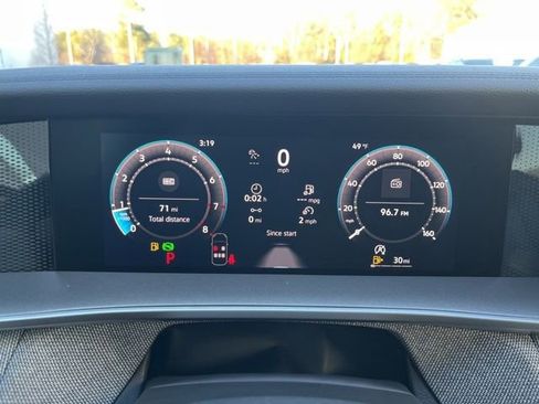 New 2026 Volkswagen Tiguan S image 13