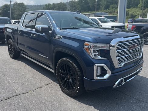 Used 2020 GMC Sierra 1500 Denali w/ Denali Ultimate Package AWD/4WD image 4