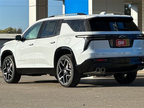 New 2026 Chevrolet Traverse High Country image 7