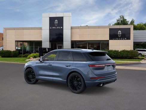 New 2024 Lincoln Corsair Reserve w/ Jet Appearance Package image 5