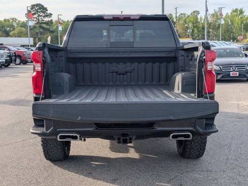 Used 2023 Chevrolet Silverado 1500 LT Trail Boss w/ Convenience Package II image 32