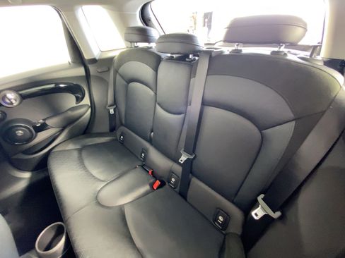 Used 2020 MINI Cooper S w/ Signature Upholstery Package image 29