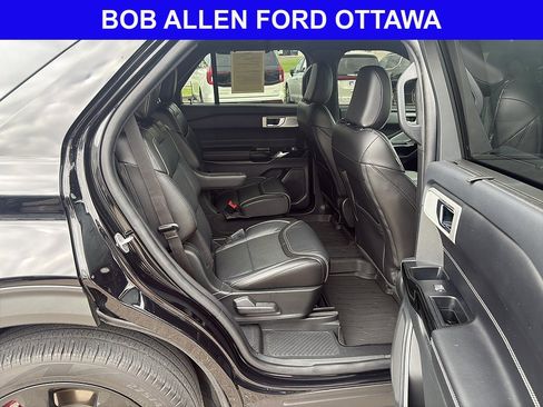 Used 2022 Ford Explorer ST w/ Equipment Group 401A AWD/4WD image 12