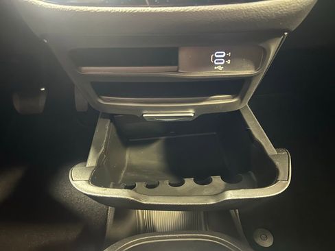 New 2026 Chrysler Pacifica Select image 17