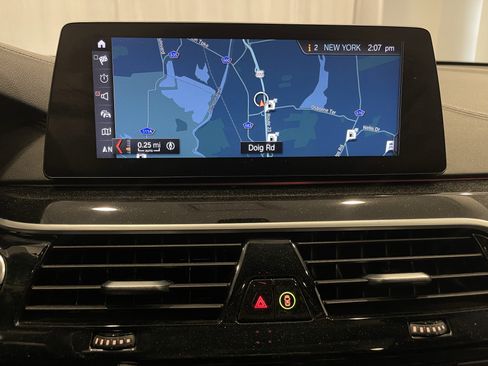 Used 2018 BMW 640i Gran Turismo xDrive AWD/4WD image 22