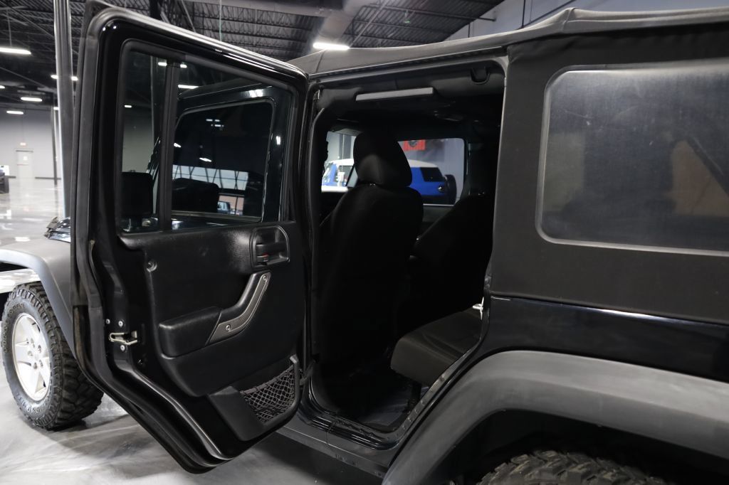 Used 2017 Jeep Wrangler Unlimited Sport w/ Quick Order Package 24S AWD/4WD image 15