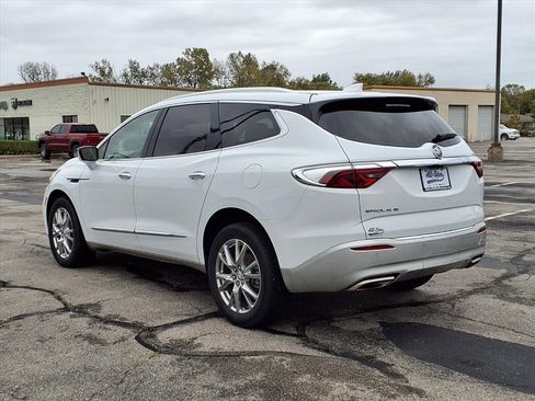 Used 2023 Buick Enclave Premium w/ Experience Buick Package image 5