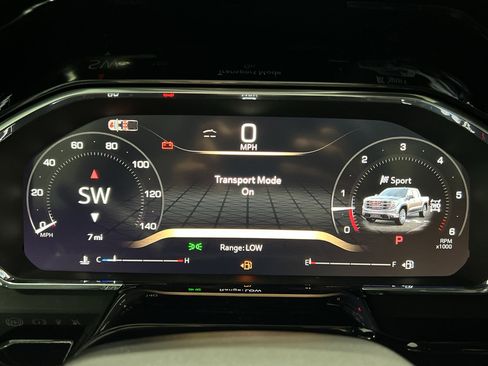 New 2026 GMC Sierra 1500 SLT image 9