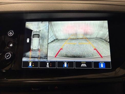 Used 2022 Buick Envision Essence w/ Technology Package II FWD image 20