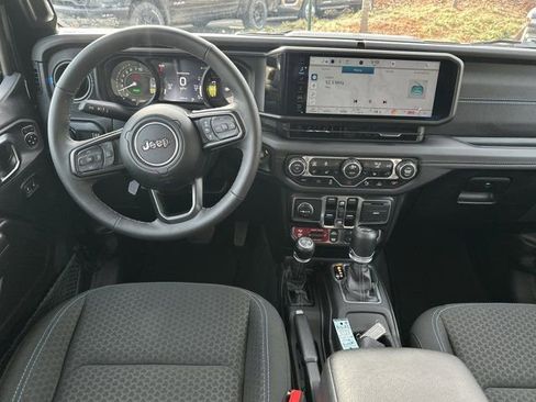 Certified 2025 Jeep Wrangler Unlimited Rubicon 4xe w/ Safety Group image 22