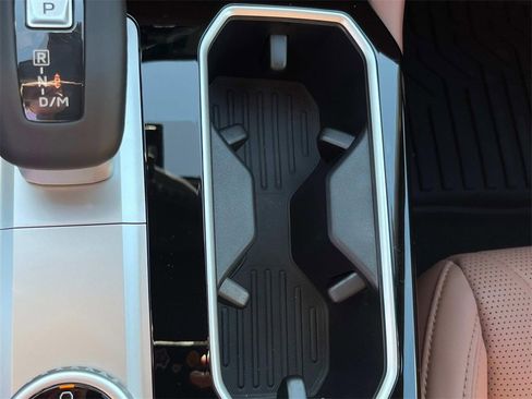 New 2025 Mitsubishi Outlander SEL image 20