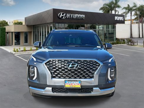 Used 2022 Hyundai Palisade Calligraphy image 8