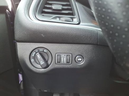 Used 2018 Dodge Challenger GT w/ GT Interior Package image 16