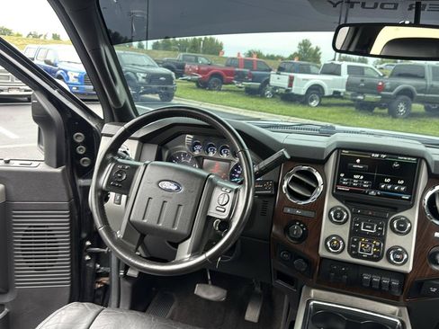 Used 2016 Ford F350 Lariat w/ Lariat Ultimate Package AWD/4WD image 24
