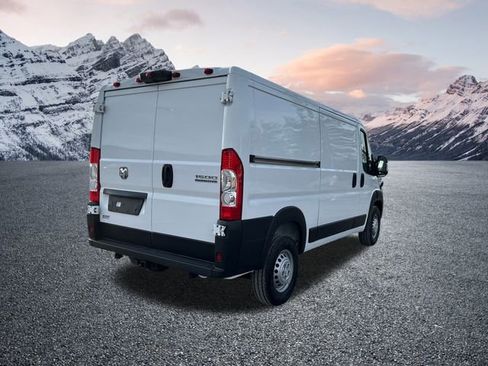 New 2025 RAM ProMaster 1500 w/ Convenience Group FWD image 5