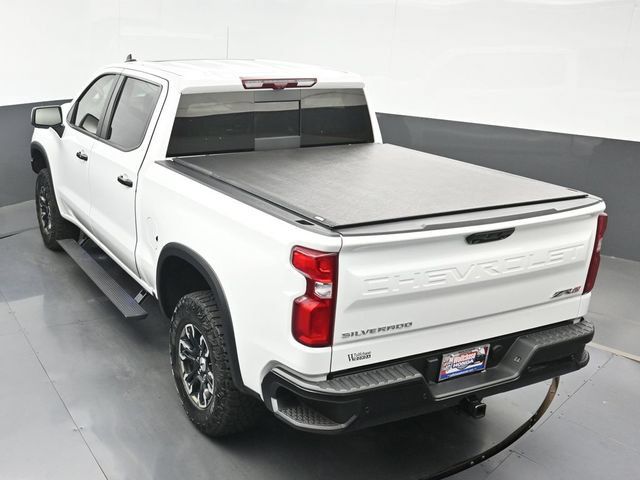 Used 2025 Chevrolet Silverado 1500 ZR2 w/ Technology Package AWD/4WD image 33