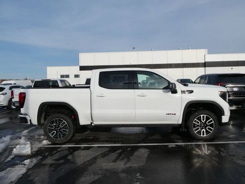 New 2026 GMC Sierra 1500 AT4 w/ AT4 Premium Package AWD/4WD image 17