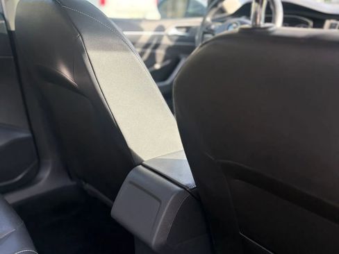 Used 2019 Volkswagen Jetta SE image 21