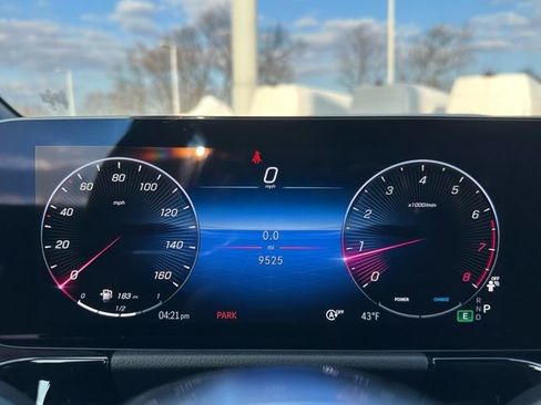 Used 2024 Mercedes-Benz GLA 250 4MATIC image 19