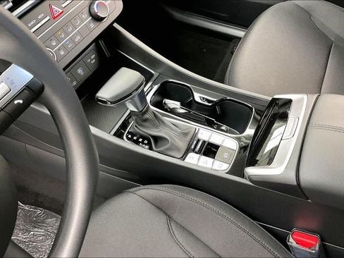 Used 2025 Hyundai Tucson SE AWD/4WD image 9