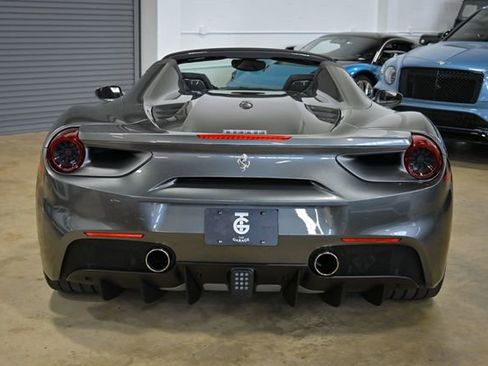 Used 2018 Ferrari 488 Spider image 6